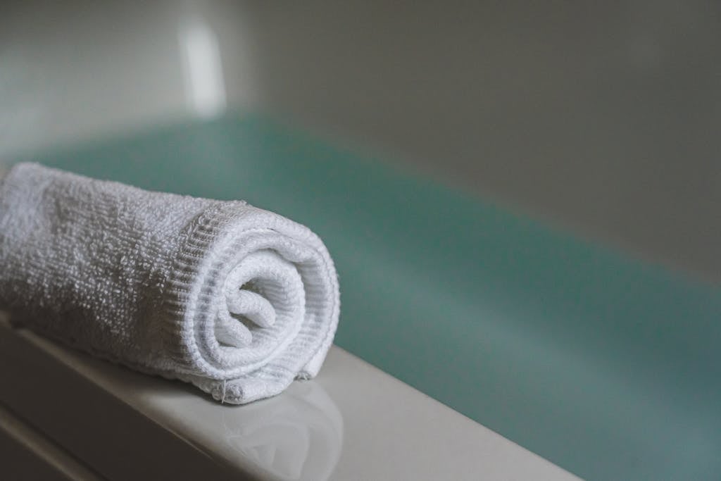 Benefits of Walk In Tubs for Seniors Benefits of Walk In Tubs for Seniors